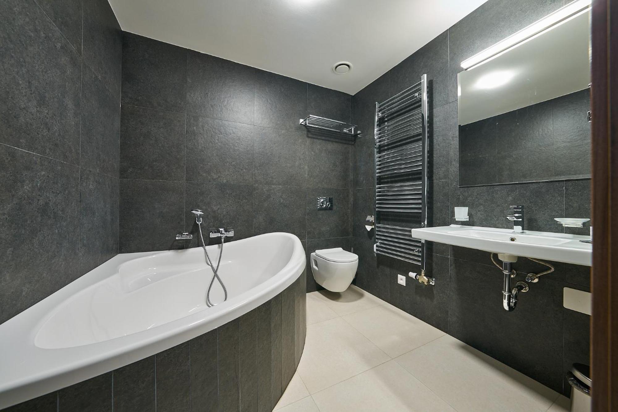 Wellness Hotel Queens マリアーンスケー・ラーズニェ 部屋 写真